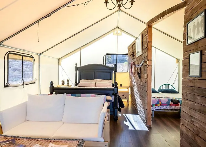 Luxury Glamping Tent, Perfect For A Romantic Weekend In Tucson, Arizona Tombstone